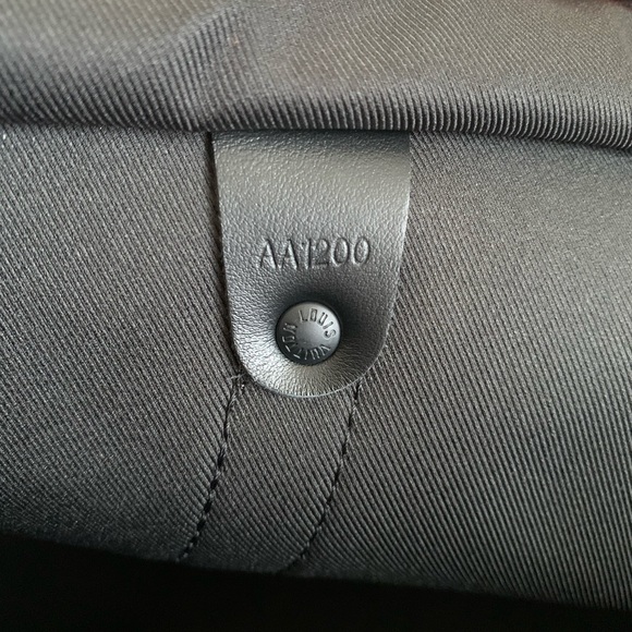 SOLD!!! NWT Louis Vuitton Foliage Keepall 50 - Picture 9 of 16